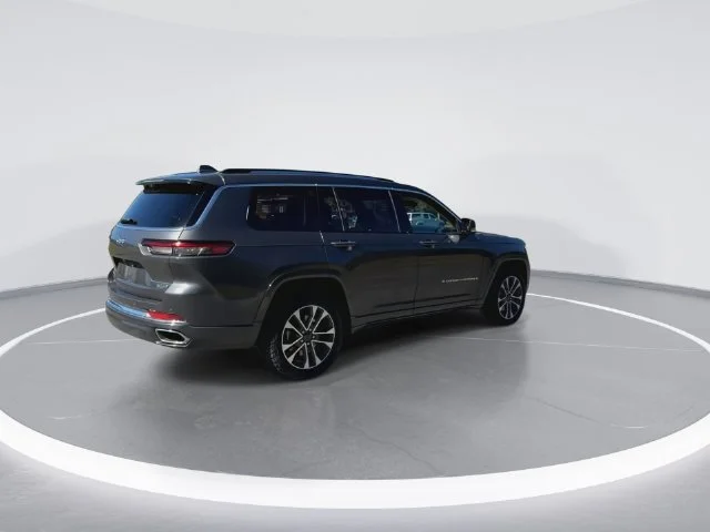 Used 2021 Gray Jeep Overland image 11