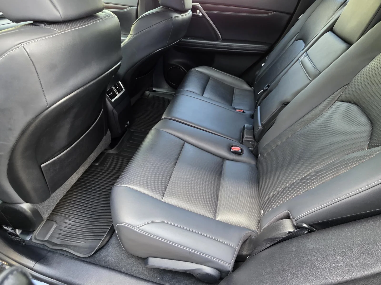2022 Lexus RX 350 - Photo 9