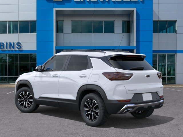 New 2026 Iridescent Pearl Tricoat Chevrolet ACTIV image 3