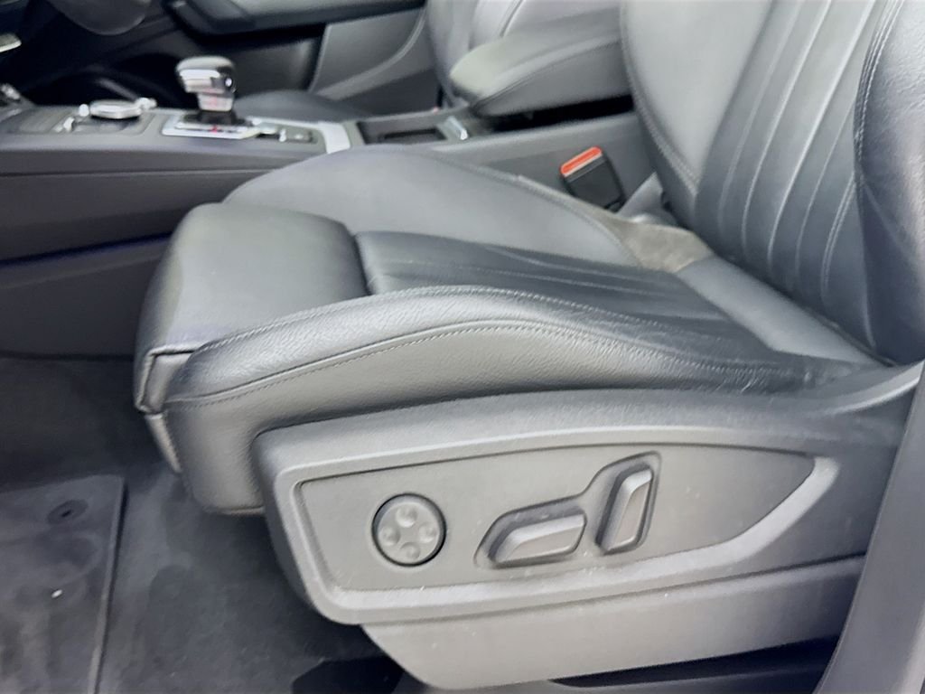 Used 2020 White Audi 45 Premium image 23