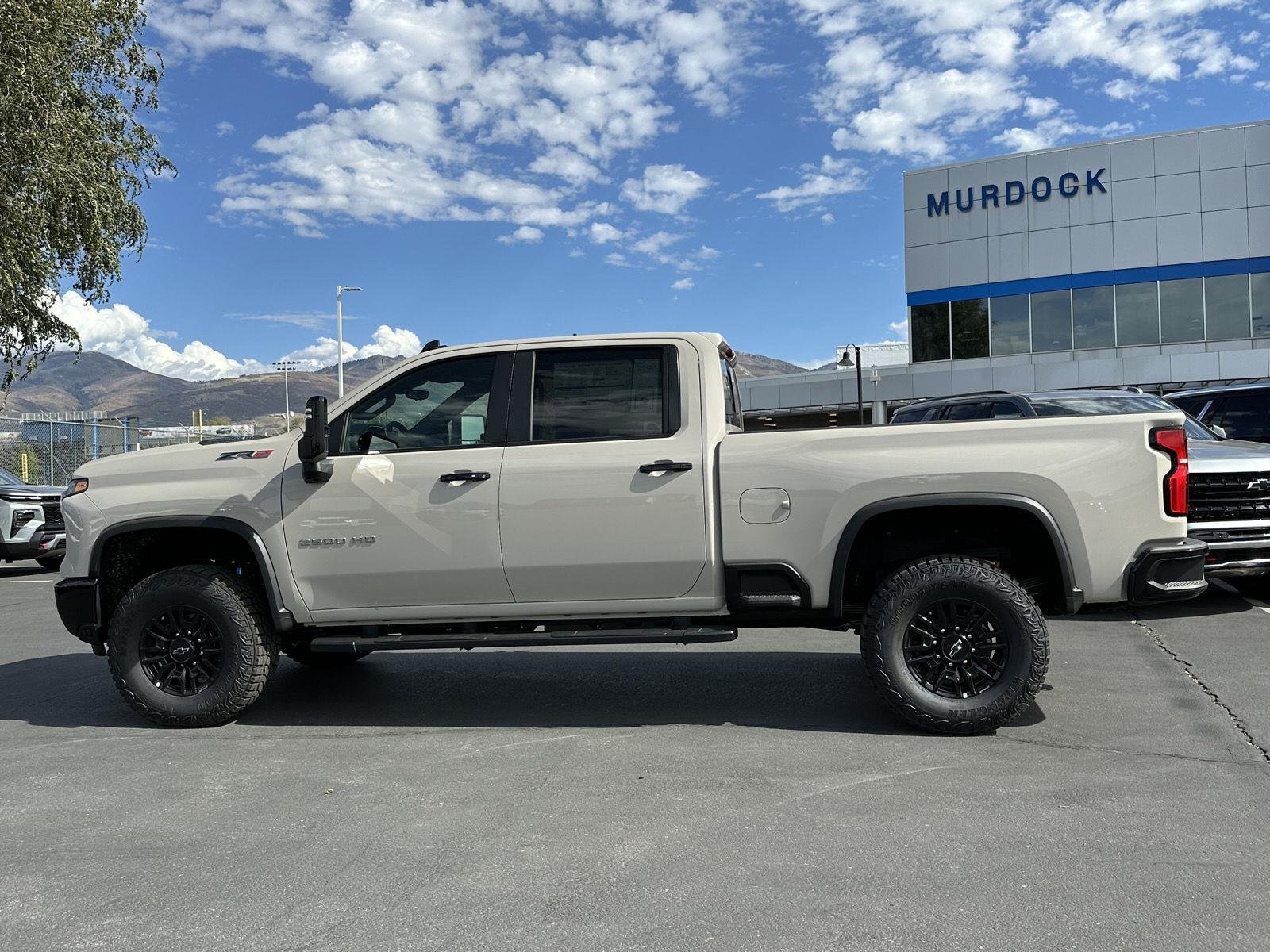 2026 Chevrolet Silverado 2500 HD ZR2 - Photo 13