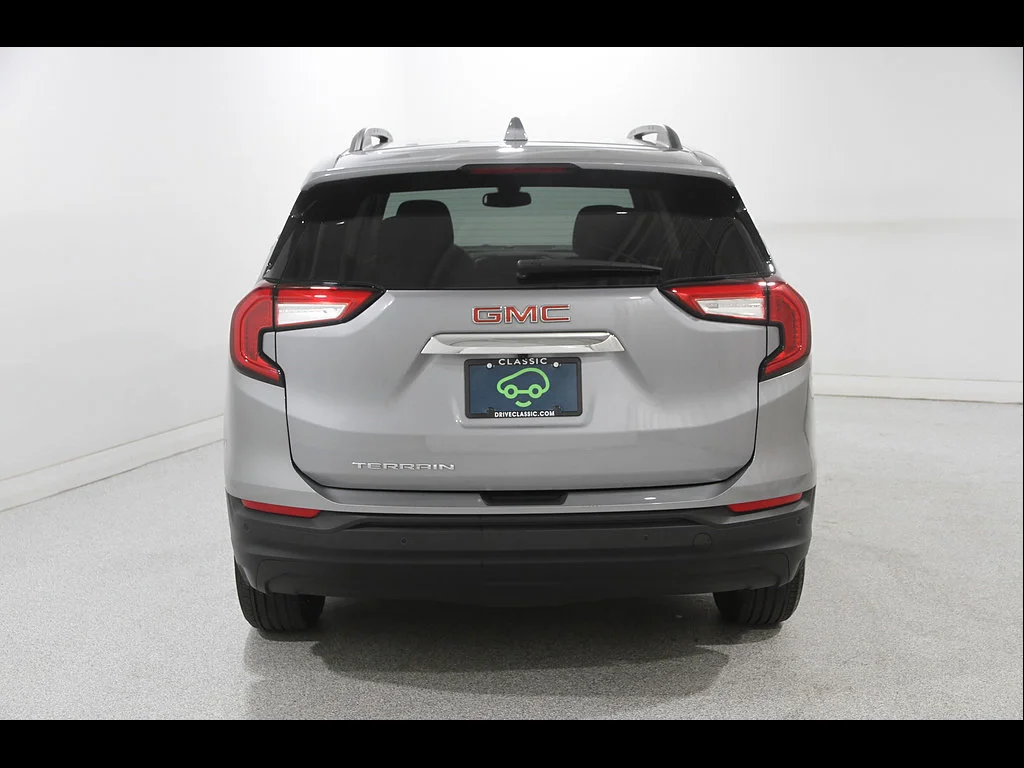 2023 GMC Terrain SLE - Photo 20
