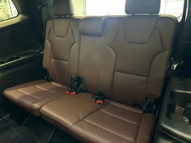 Used 2023 Black Kia SX image 19