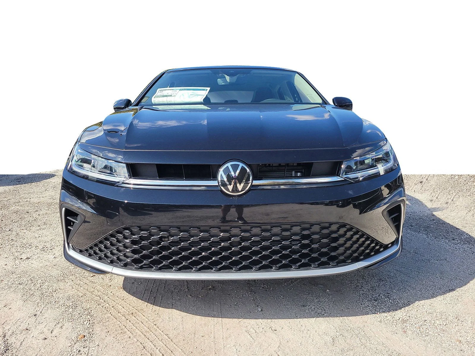 New 2026 Deep Black Pearl Volkswagen 1.5T SE image 3
