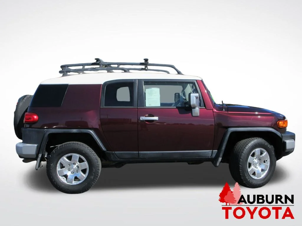 Used 2007 Toyota FJ Cruiser Base with VIN JTEBU11F170027039 for sale in Auburn, CA