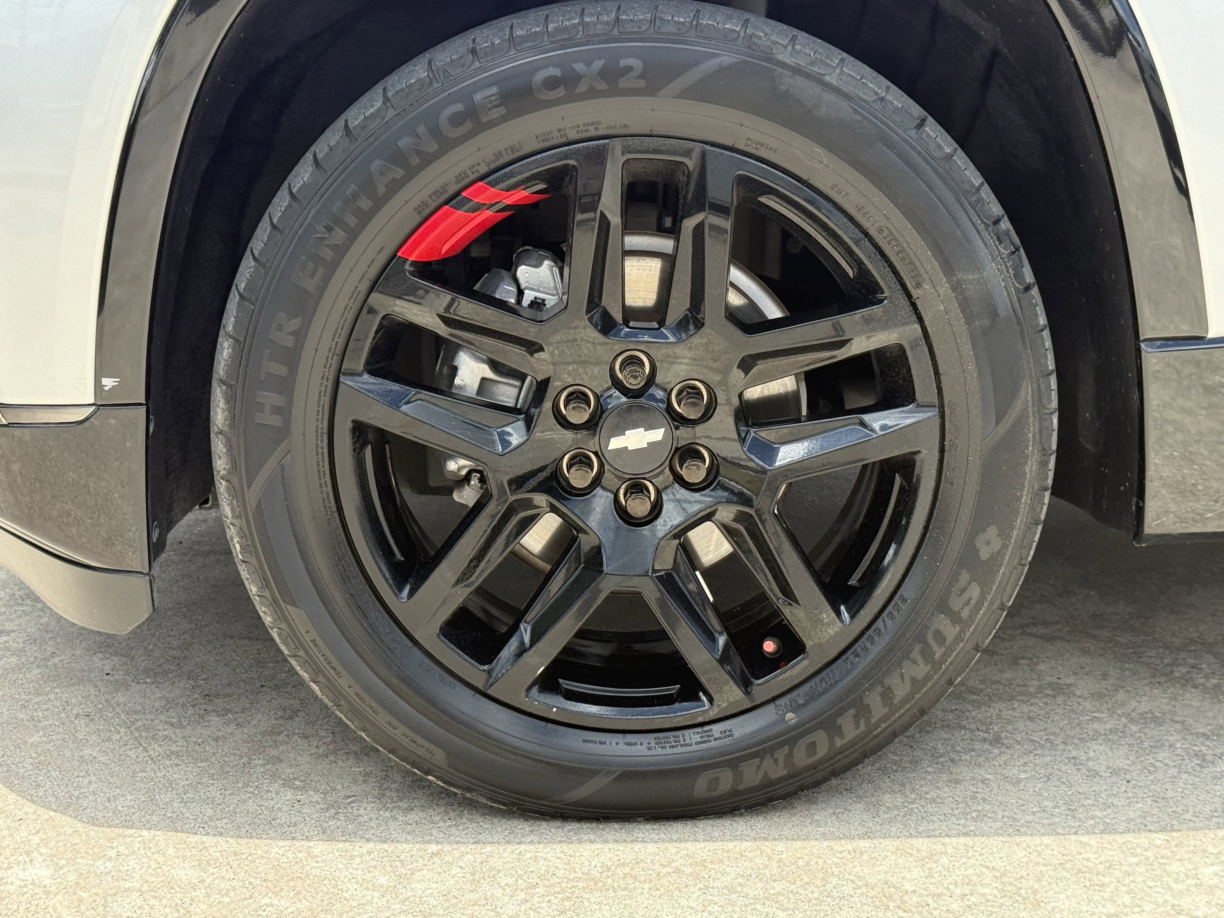 Used 2021 Silver Ice Metallic Chevrolet Premier image 11