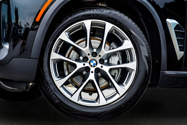 Used 2026 Black BMW xDrive40i image 52