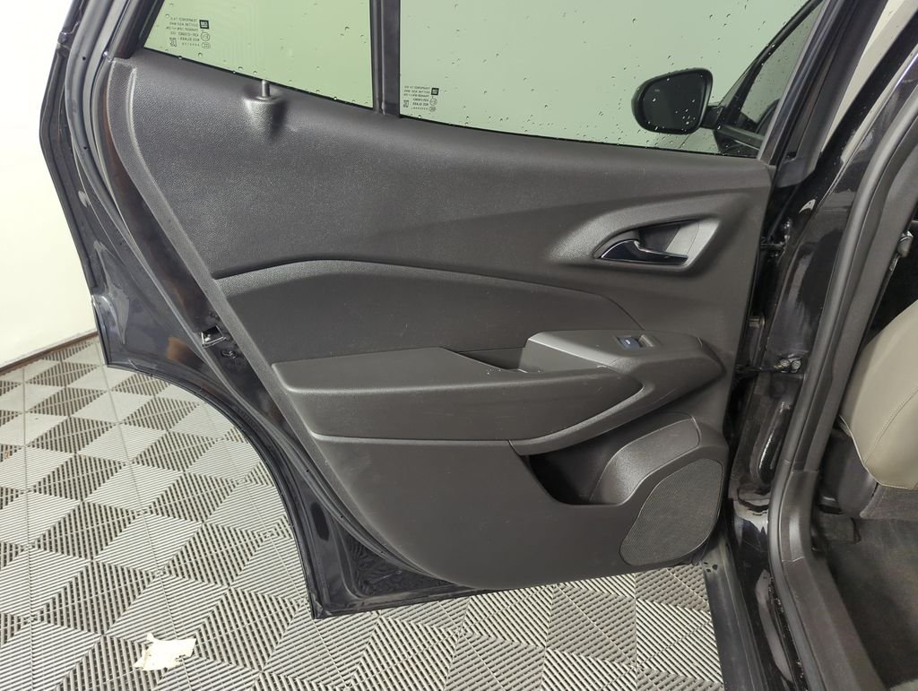 Used 2025 Black Chevrolet ACTIV image 27