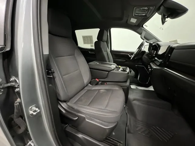 2023 Chevrolet Silverado 1500 LT - Photo 28