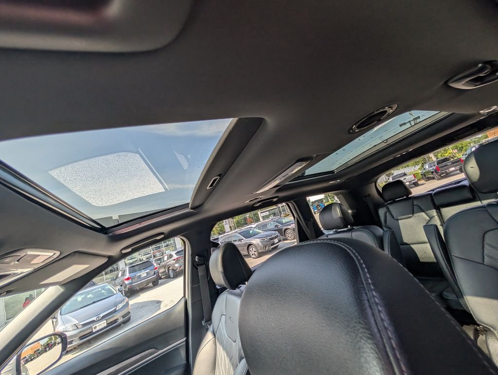 Used 2025 Gray Kia SX X-Line image 11