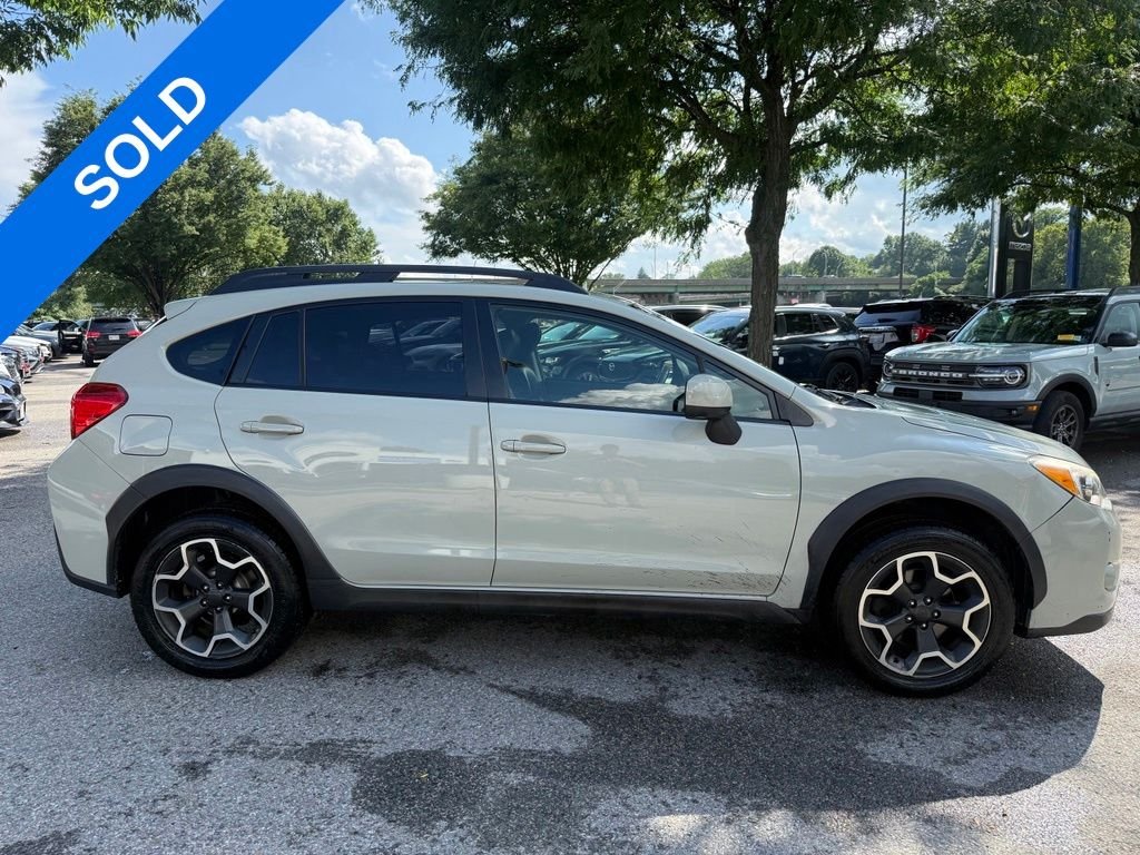 Used 2014 Desert Khaki Subaru 2.0i Limited image 11