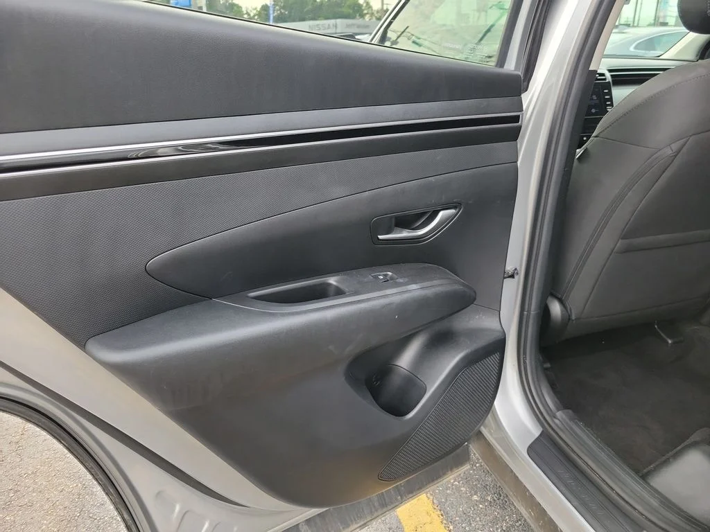Used 2024 Silver Hyundai SEL image 17