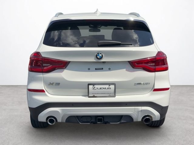 Used 2019 White BMW sDrive30i image 4