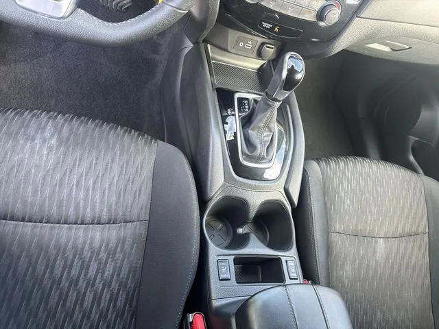 Used 2019 Black Nissan S image 22
