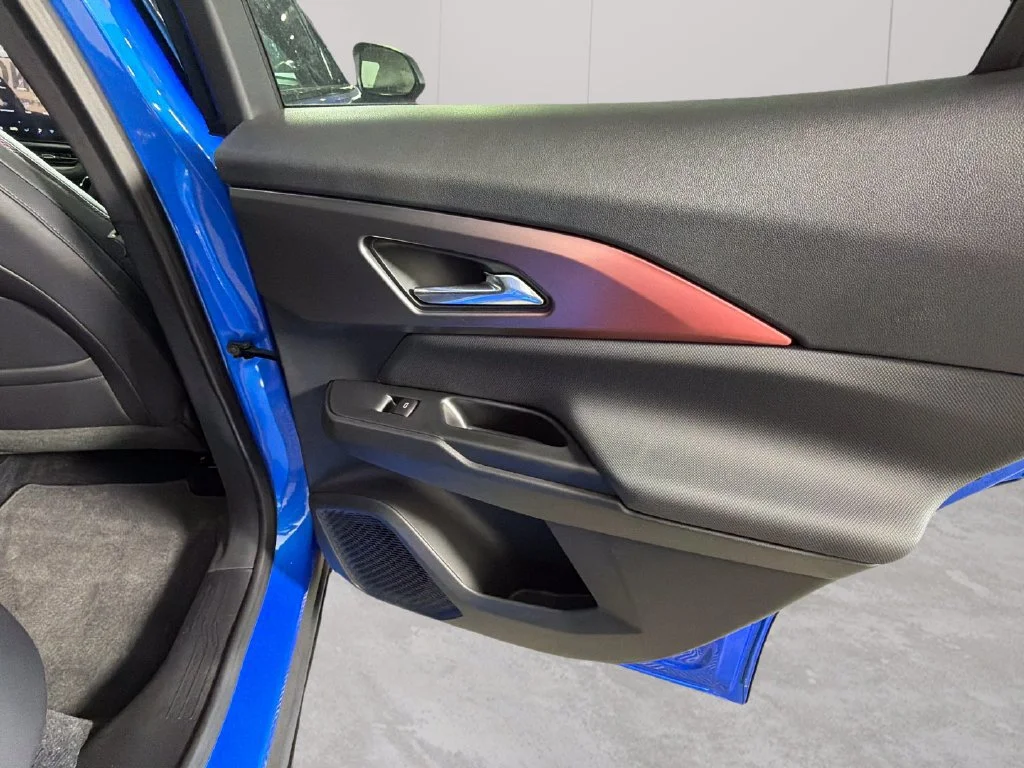 Used 2025 Riptide Blue Metallic Chevrolet RS image 32