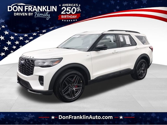 2025 Ford Explorer ST-Line