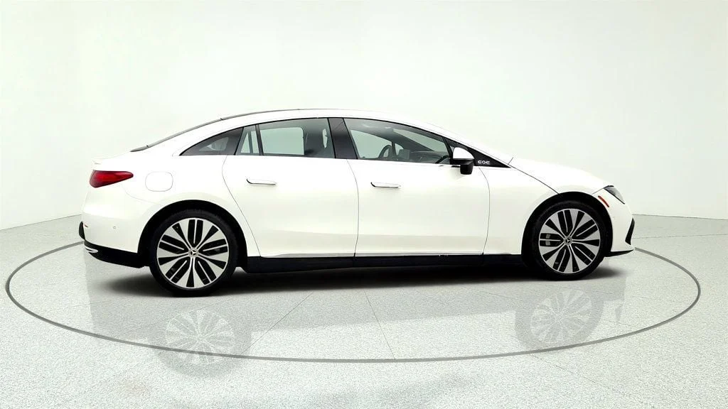 Used 2023 Polar White Mercedes-Benz EQE 350 4MATIC®+ Sedan w/ Driver Assistance & DIGITAL LIGHT image 4
