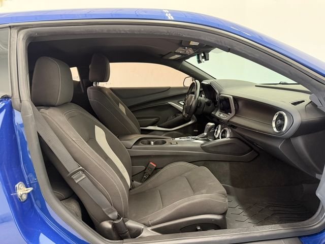 Used 2022 Riverside Blue Metallic Chevrolet 1LT image 16