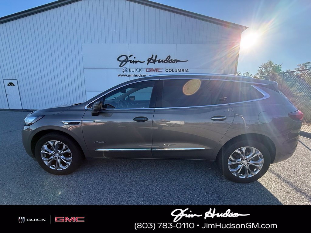 Used 2020 Gold Buick Avenir image 2