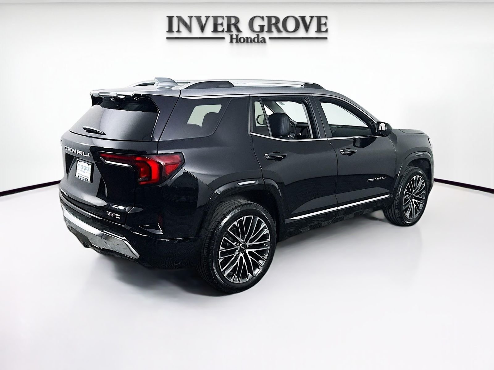 Used 2026 Ebony Twilight Metallic GMC Denali image 5