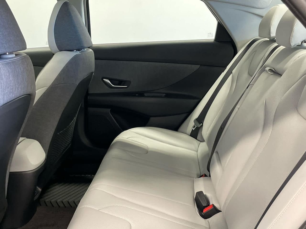 New 2026 Amazon Gray Hyundai Limited image 63
