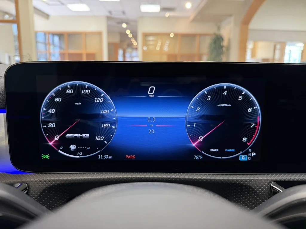 2025 Mercedes-Benz CLA AMG CLA35 - Photo 9