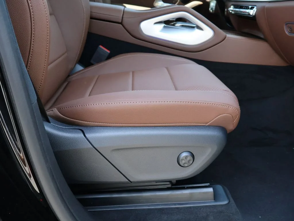 New 2026 Obsidian Black Metallic Mercedes-Benz GLE 350 image 50