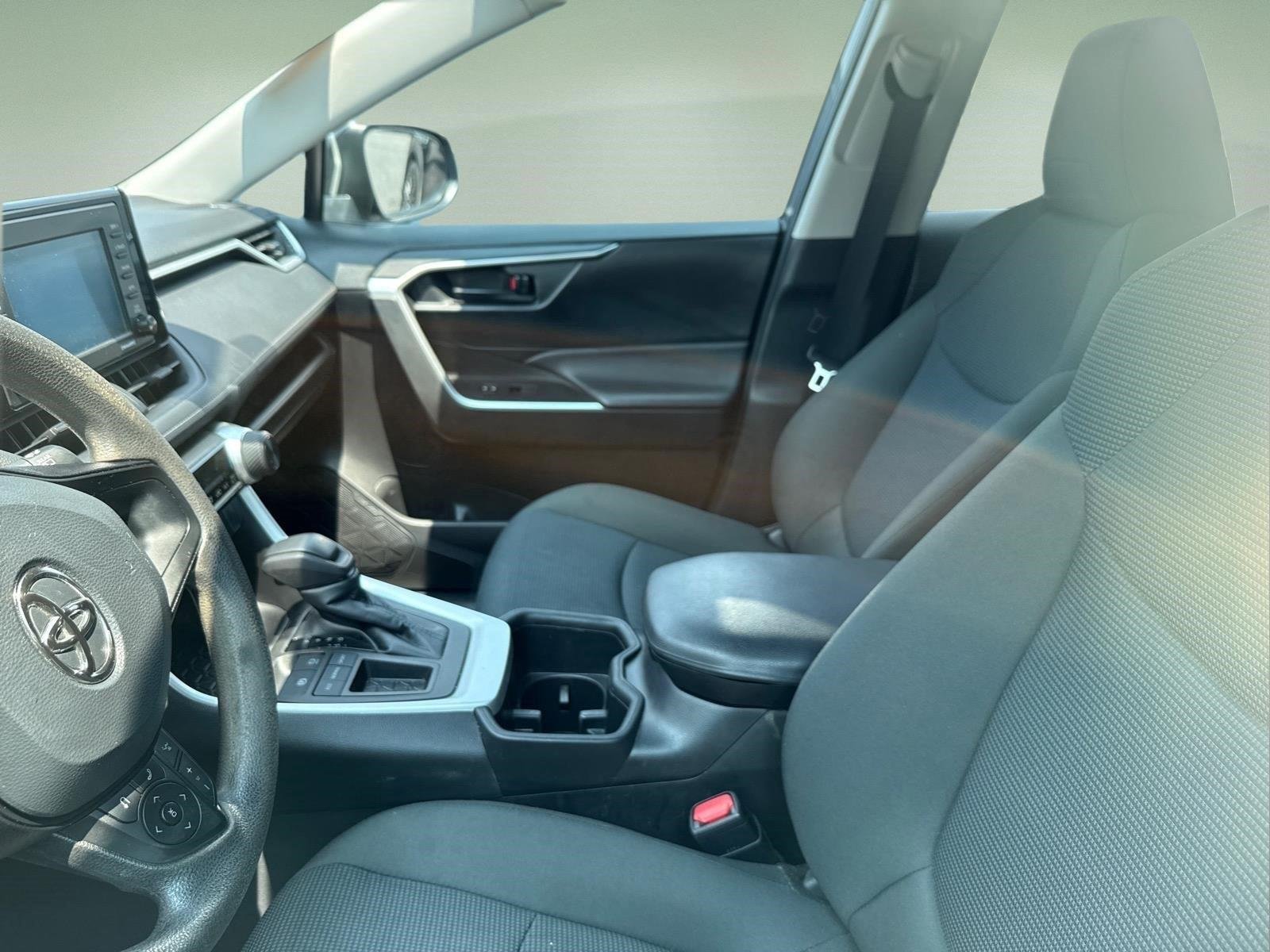 Used 2022 Magnetic Gray Metallic Toyota LE image 4