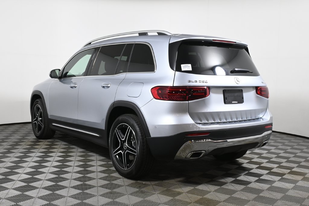 New 2026 Cirrus Silver Metallic Mercedes-Benz GLB 250 image 37