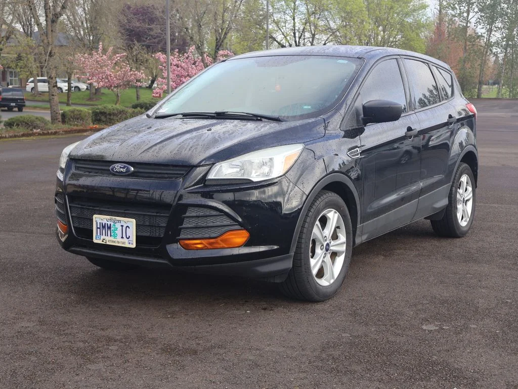 2016 Ford Escape S