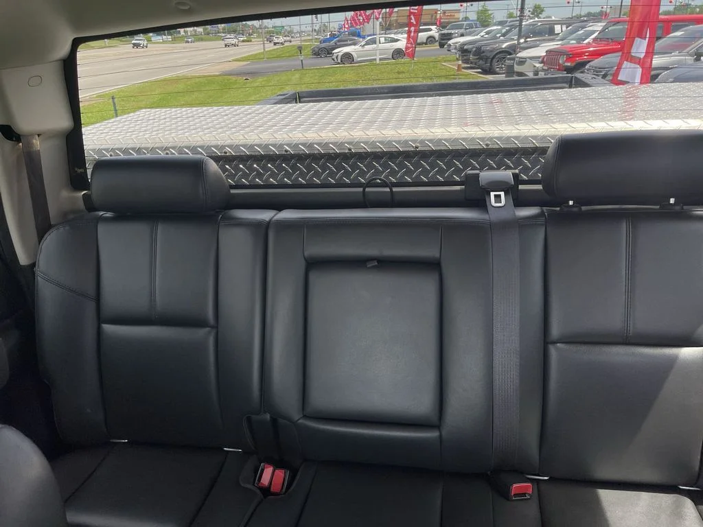 Used 2014 Black Chevrolet LT image 24