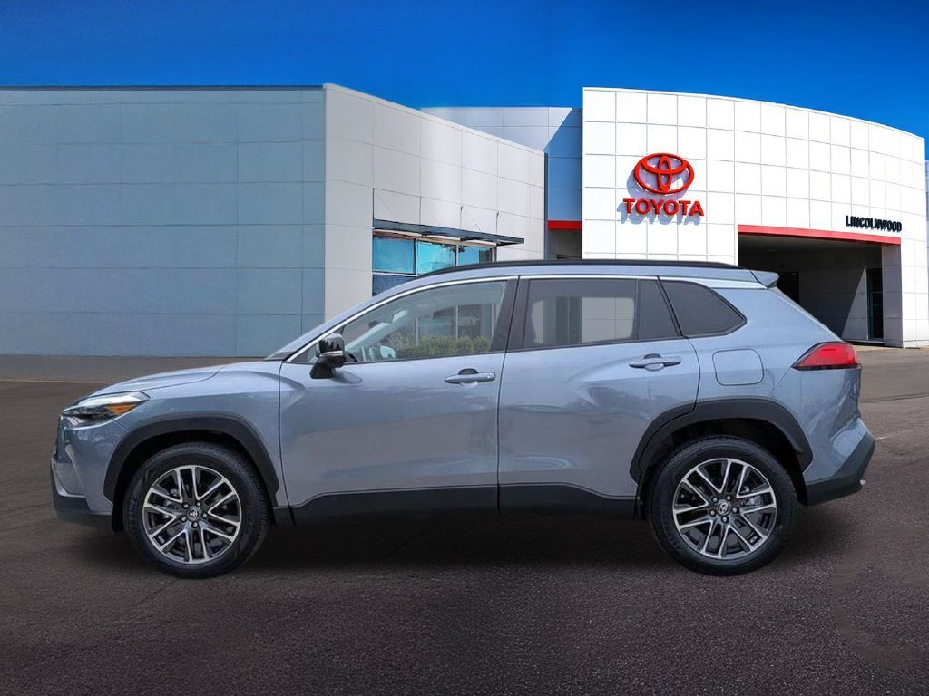 Used 2026  Toyota XLE image 11