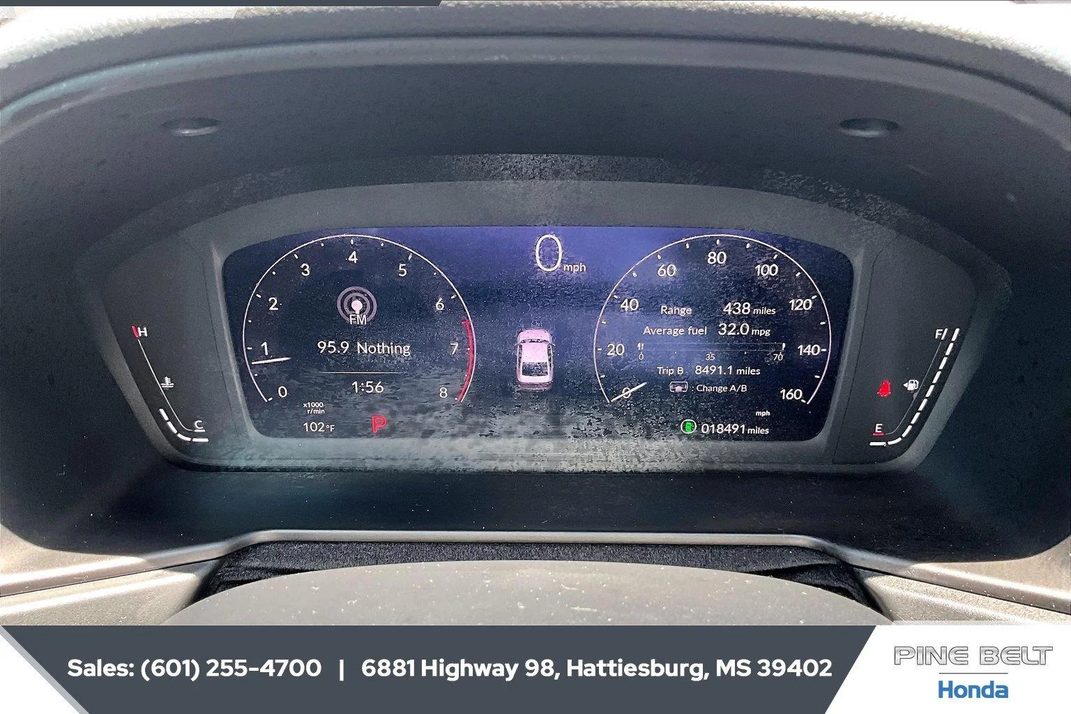 Used 2025 Platinum White Pearl Honda SE image 14