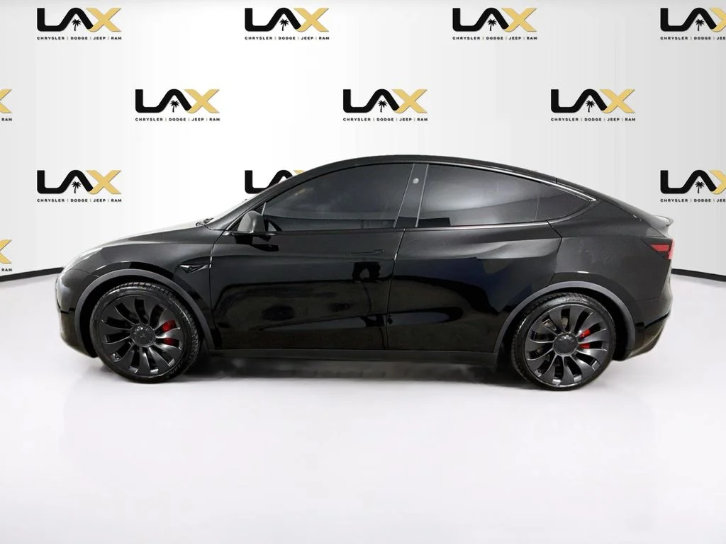 Used 2023 Black Tesla Performance image 3