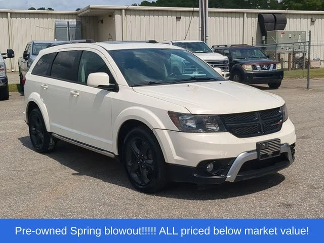Used 2020 White Dodge Crossroad image 15