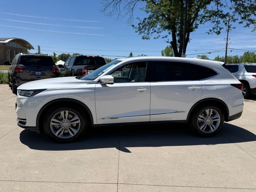 Certified Used 2026 Solar Silver Metallic Acura Base image 7