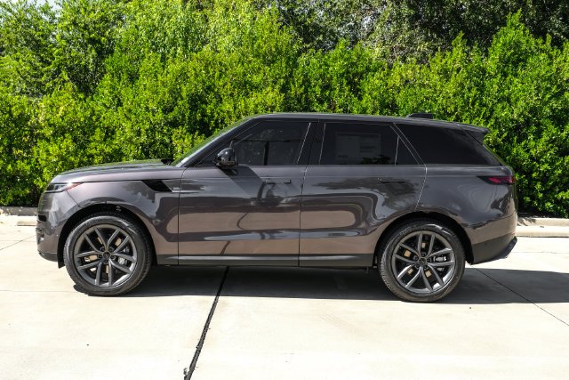 New 2027 Charente Grey Land Rover SE image 15