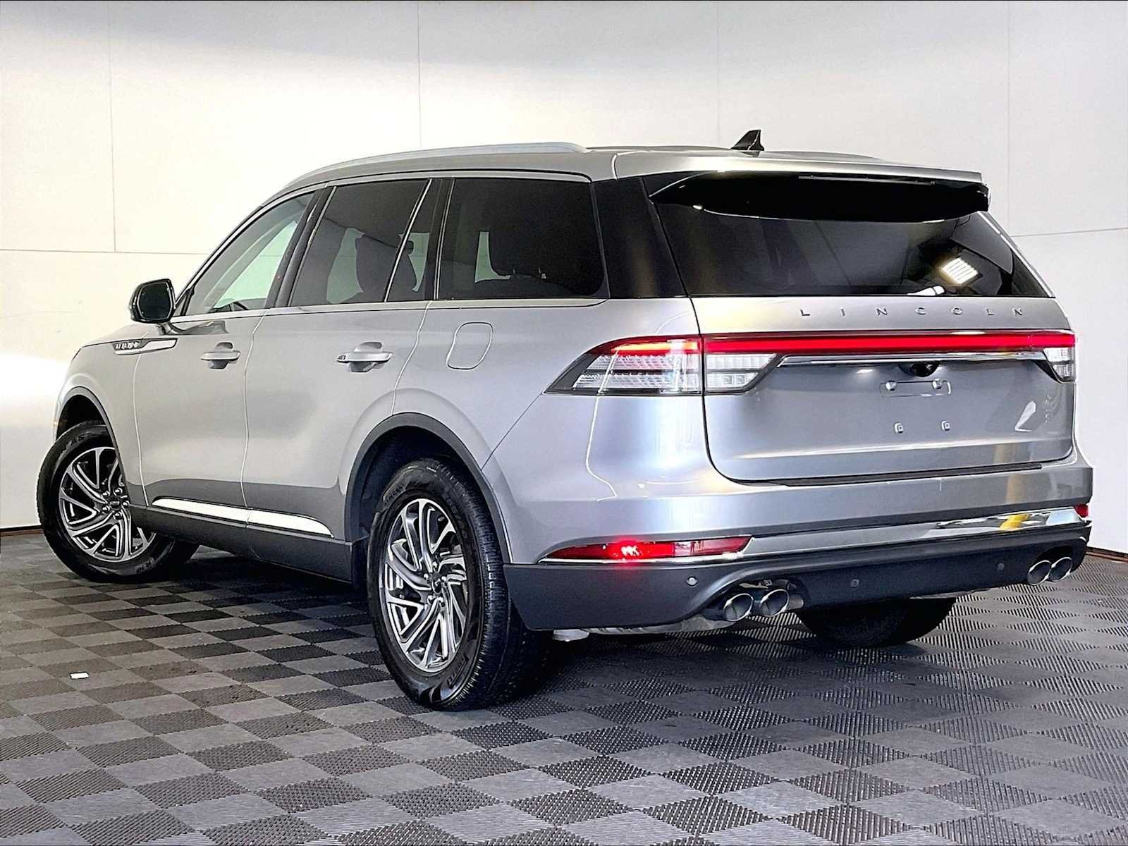 Pre-Owned 2021 Lincoln Aviator Standard