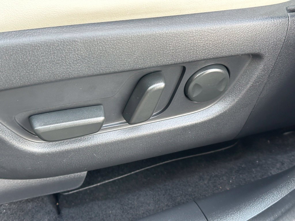 Used 2024 Silver Mazda Premium Plus image 12