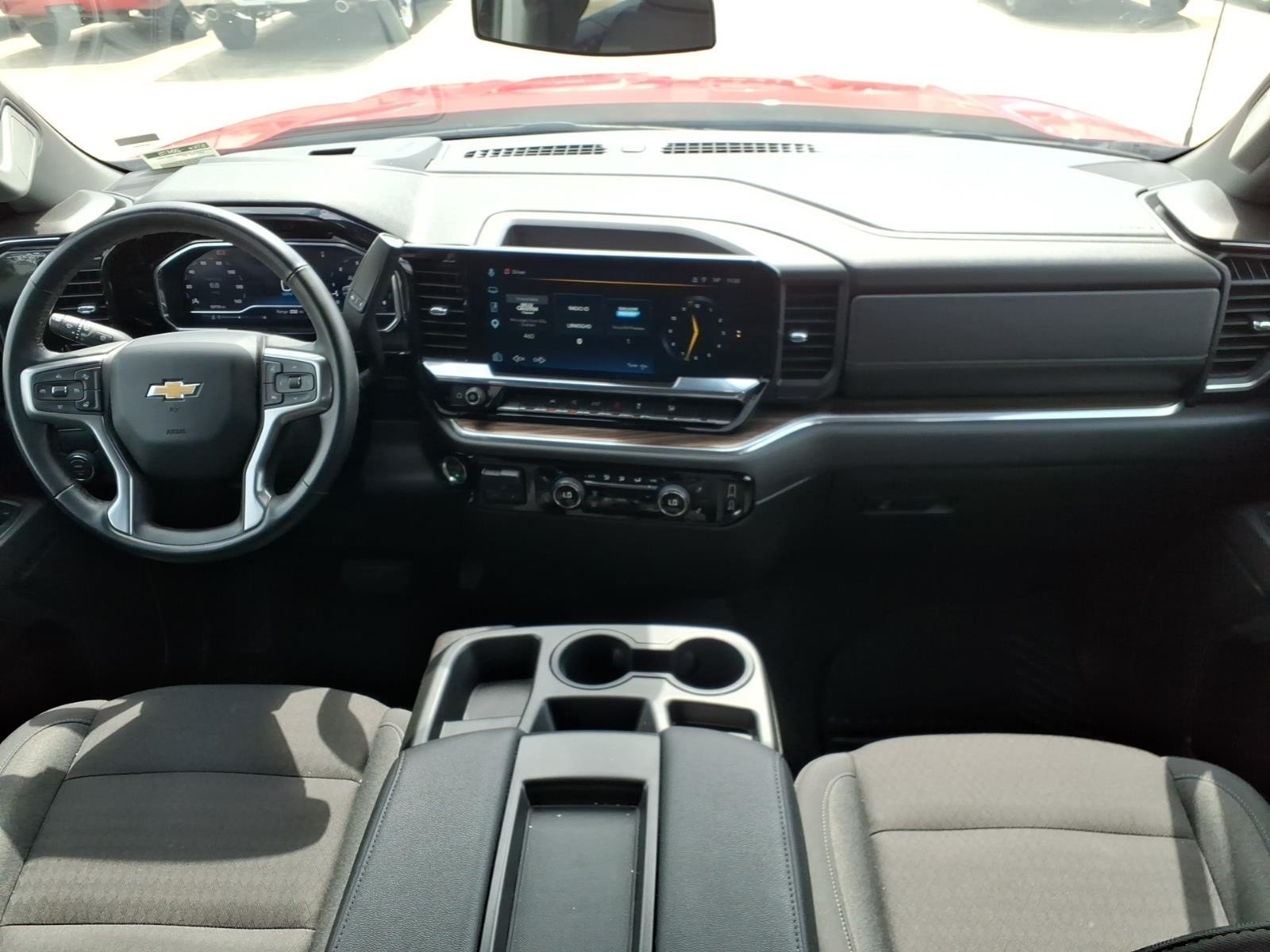 2025 Chevrolet Silverado 1500 LT - 11