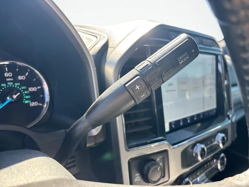 Used 2022 Black Ford Lariat image 33