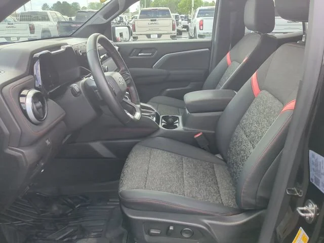 Used 2023 Black Chevrolet Z71 image 11