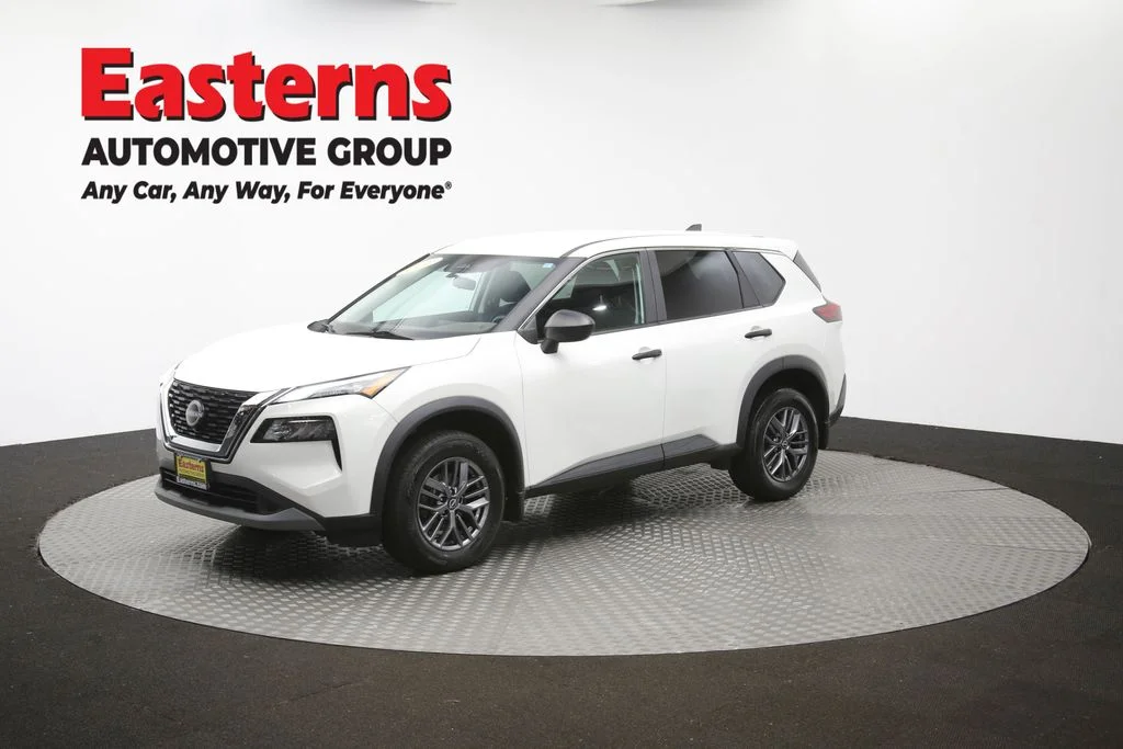 Used 2023 White Nissan S image 58