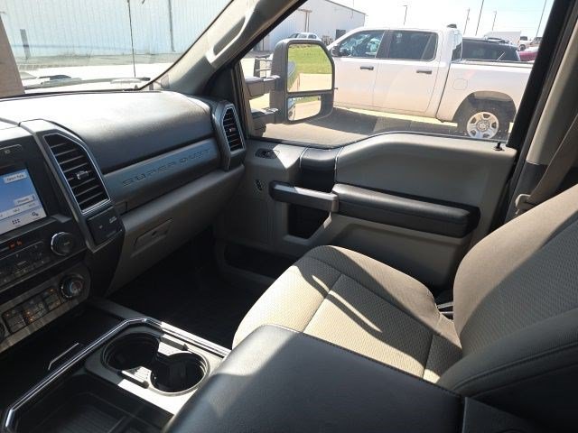 Used 2019 Magnetic Metallic Ford XLT image 20