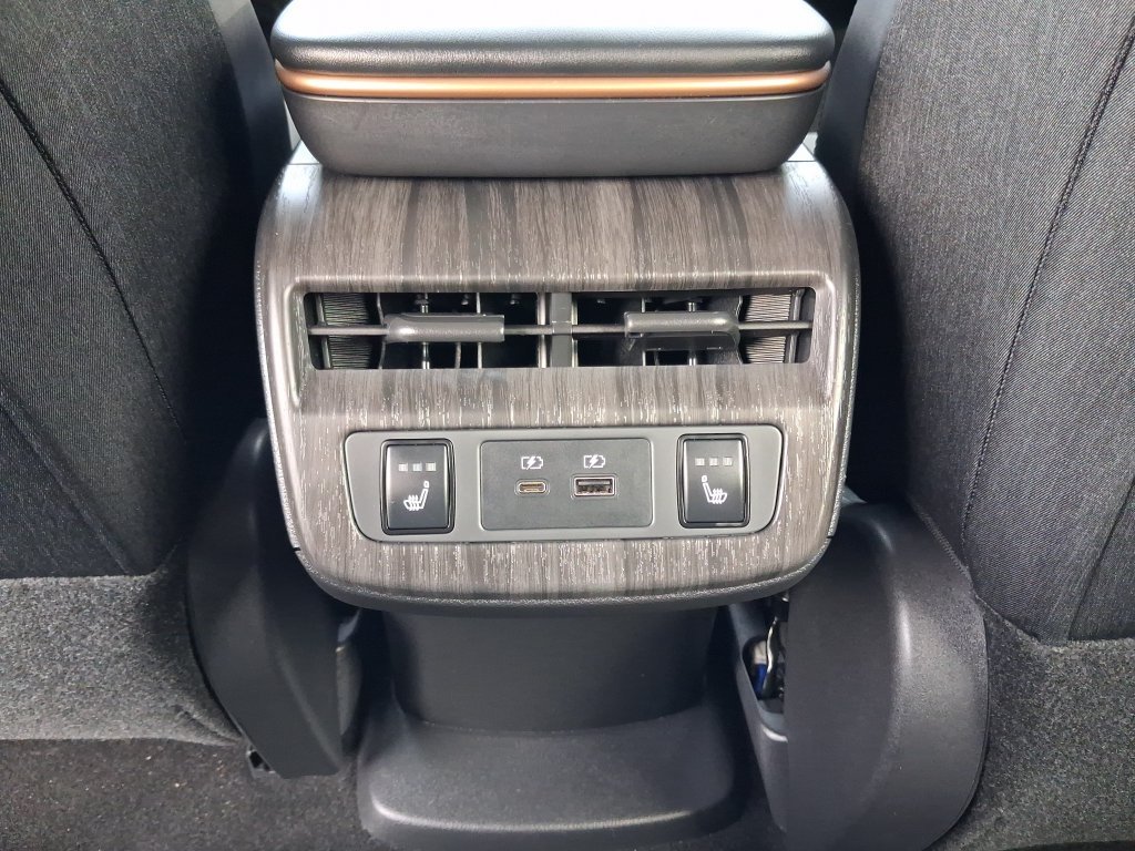 Certified Used 2023 Gray Nissan ENGAGE image 15