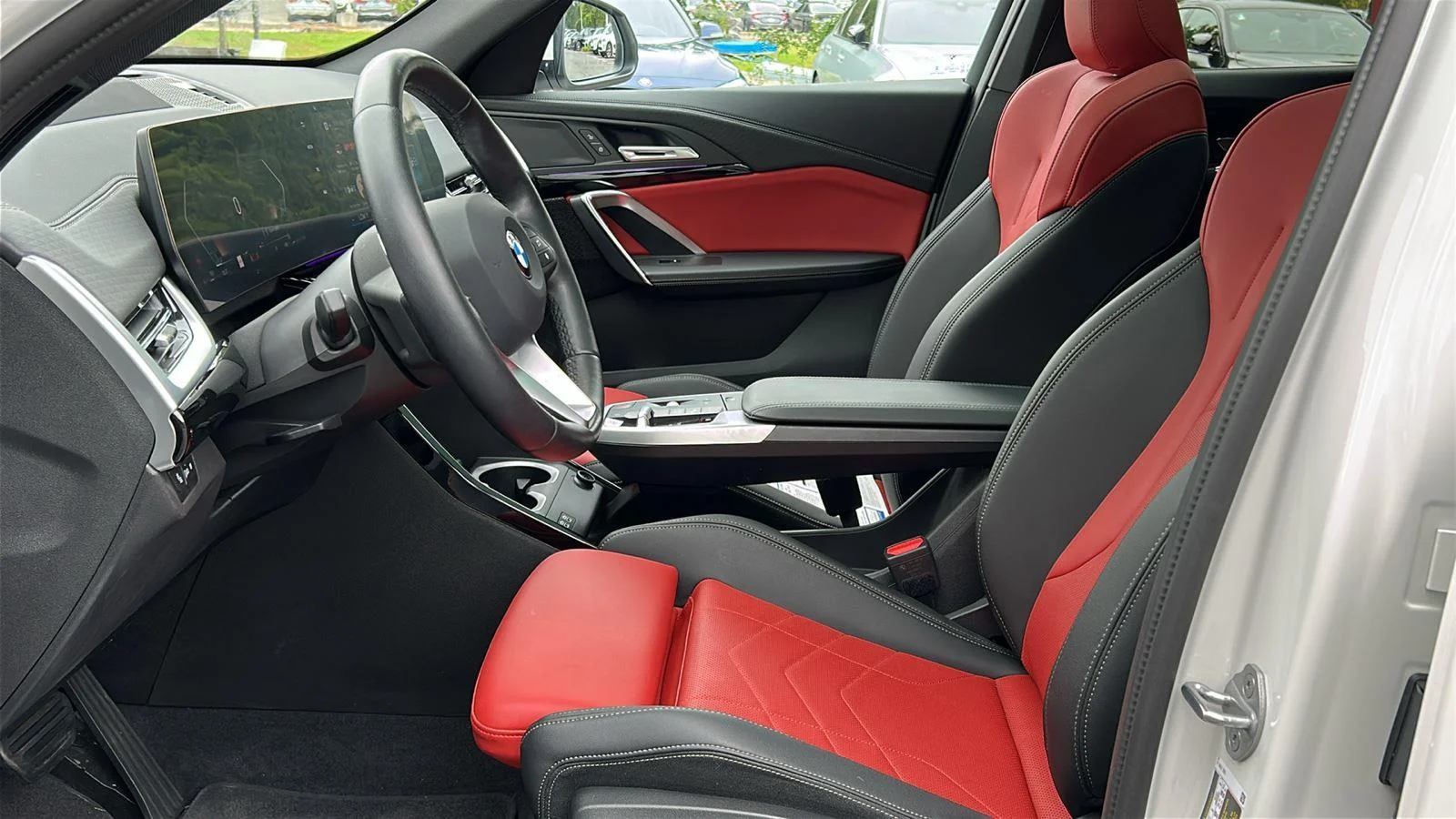 2025 BMW X2 28i - Photo 10