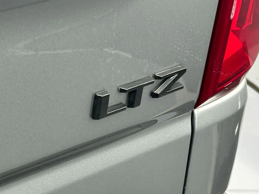2025 Chevrolet Silverado 1500 LTZ - Photo 47