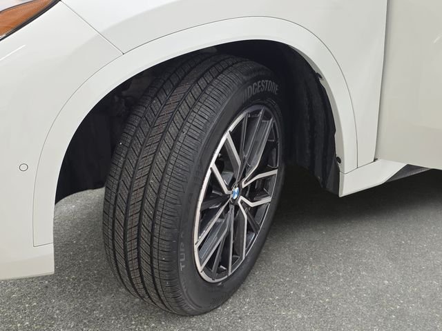 Certified Used 2026 Alpine White BMW xDrive28i image 29