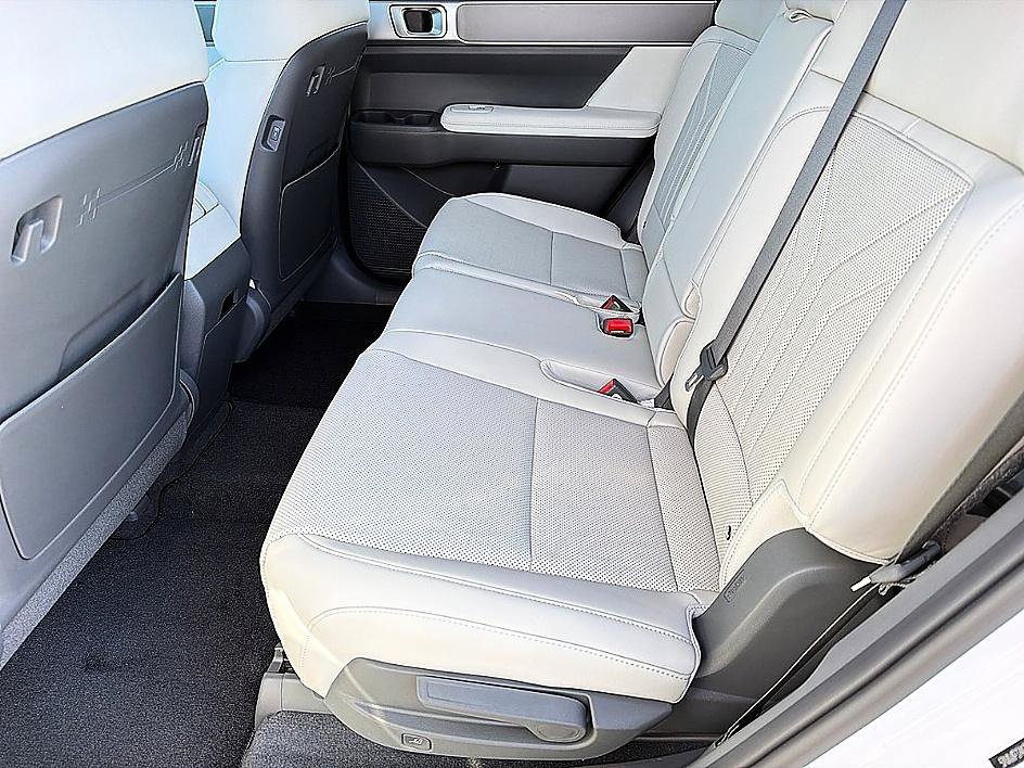 New 2027 Serenity White Hyundai SEL FWD image 7