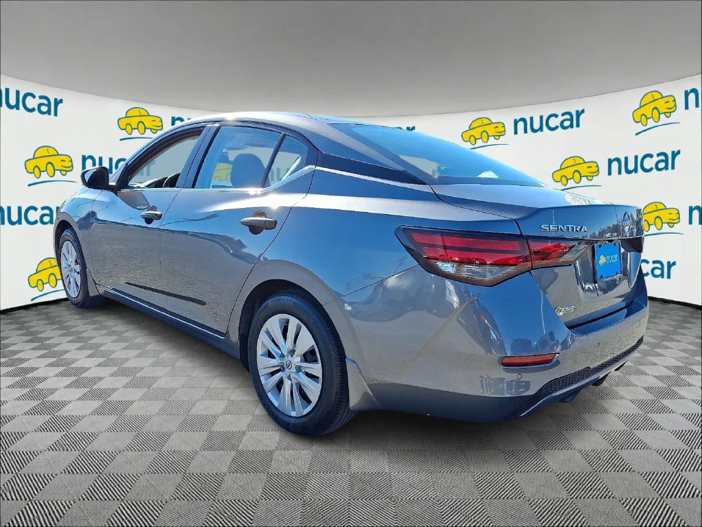 Used 2024 Gray Nissan S image 5